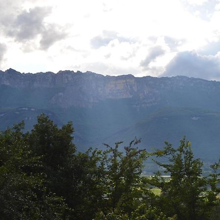 Little Interval Villa Le Villard  Exterior photo